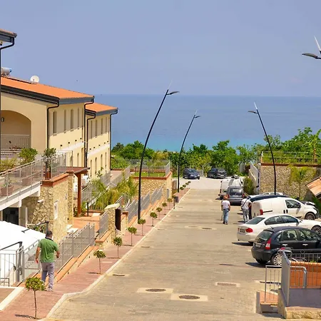 Holiday home Donna Mela 1 *